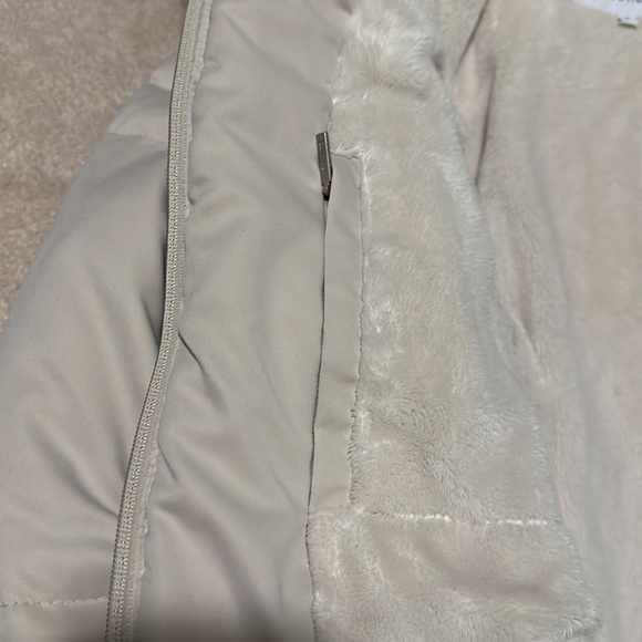 Calvin Klein winter coat - Picture 6 of 6